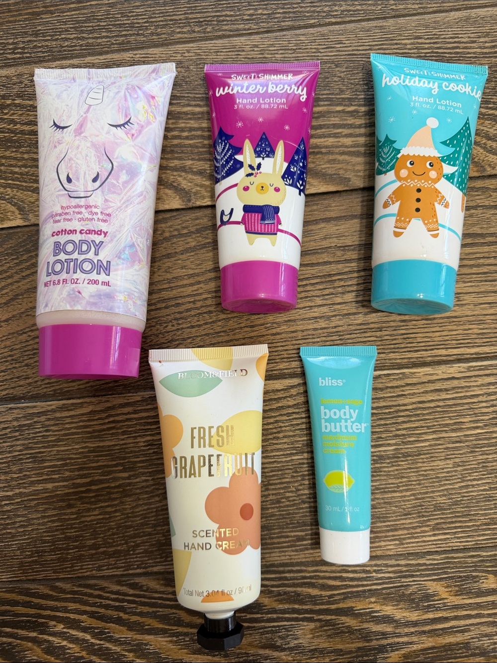 Body lotion + hand cream, a lot of five cotton candy, grapefruit, lemon cookie